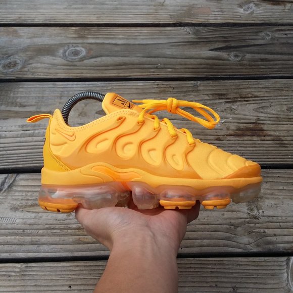 Nike Shoes - Size 6 Women Nike Air VaporMax Plus Orange Running Shoes Sneakers